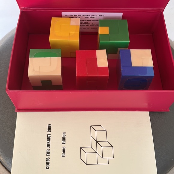 Zobrist Enterprises, Inc. Toys Zobrist Cube Game Edition 3d Puzzle